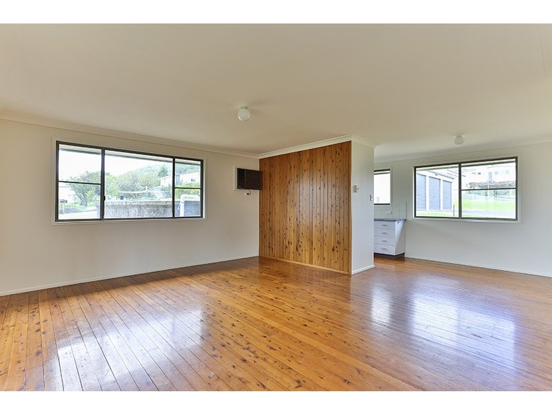 17 Bell Street, Greenmount QLD 4359