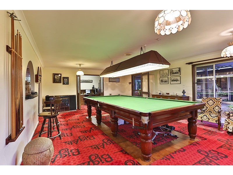 15 Hendy Street, Cranley QLD 4350