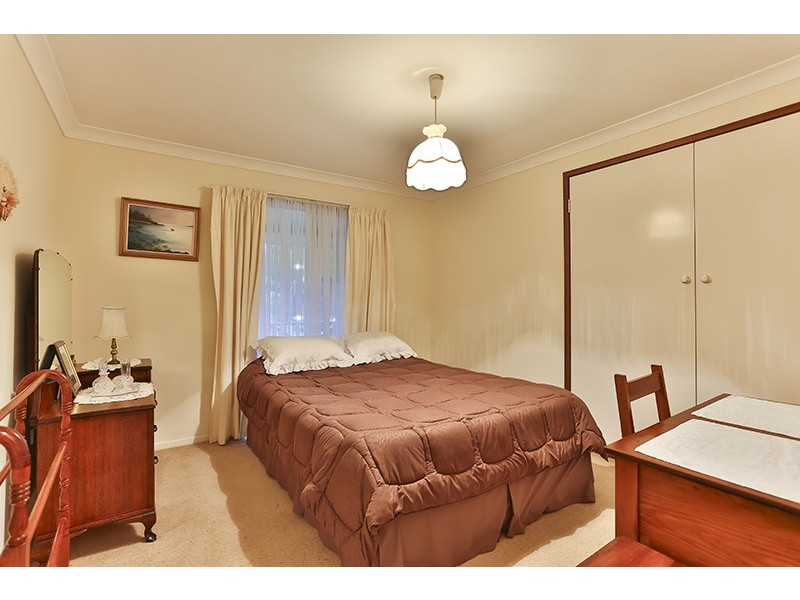 15 Hendy Street, Cranley QLD 4350