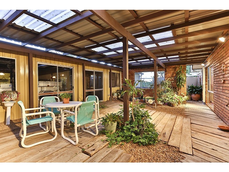 15 Hendy Street, Cranley QLD 4350