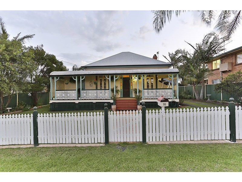 16 Gatfield Street, Newtown QLD 4350
