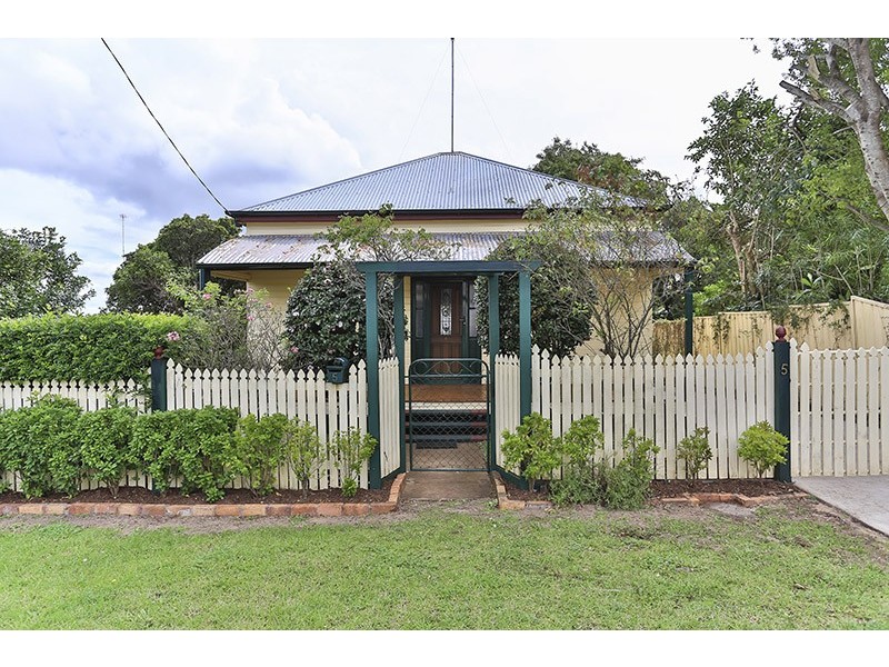 5 Partridge Street, North Toowoomba QLD 4350