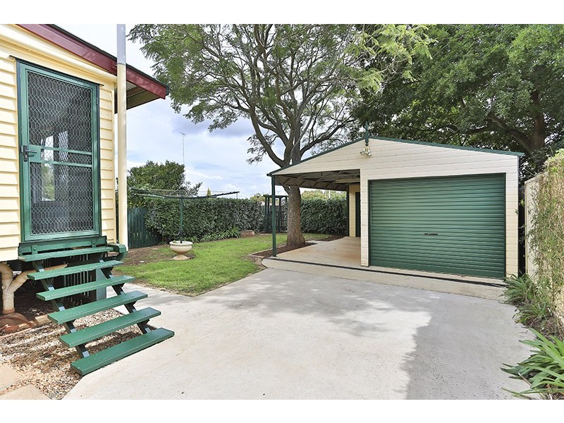 5 Partridge Street, North Toowoomba QLD 4350