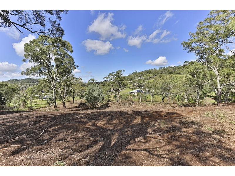 332 Hursley Road, Glenvale QLD 4350