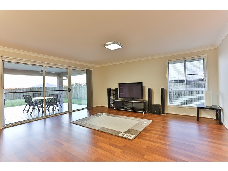 15 Kleinton Road, Kleinton QLD 4352