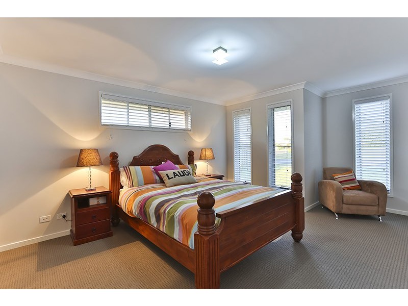 15 Kleinton Road, Kleinton QLD 4352