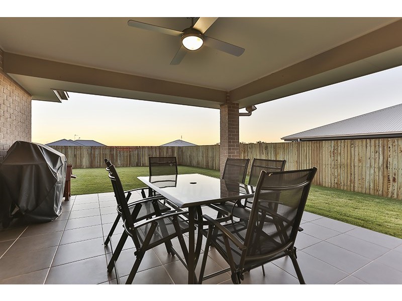 15 Kleinton Road, Kleinton QLD 4352