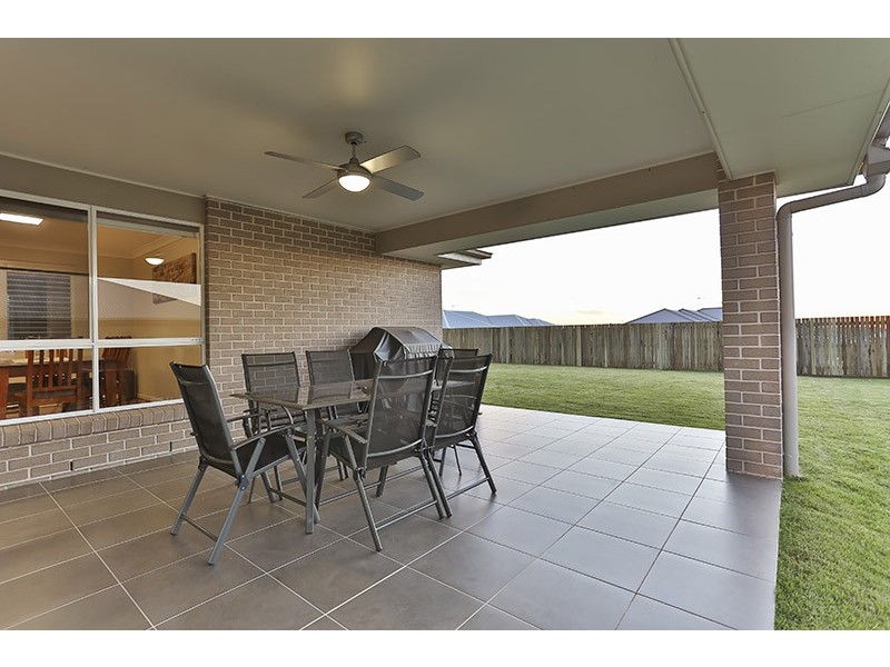 15 Kleinton Road, Kleinton QLD 4352