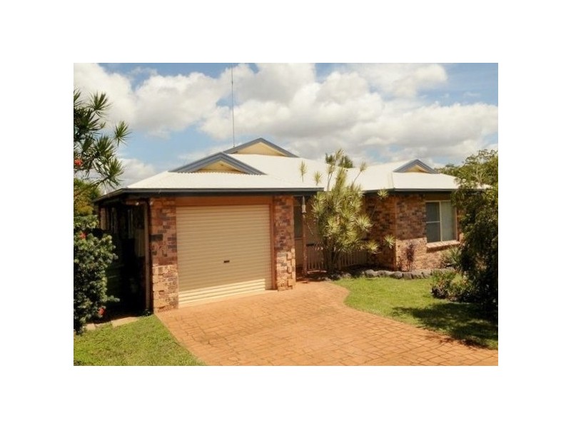 38 Catalina Drive, Wilsonton QLD 4350
