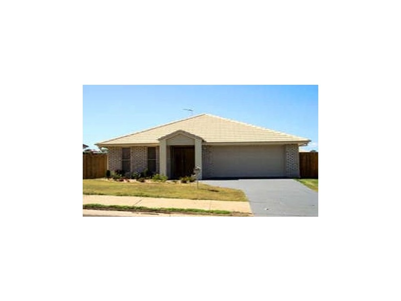 674 Greenwattle Street, Harristown QLD 4350
