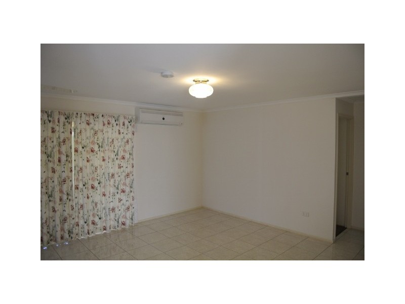 6 Ella Court, Darling Heights QLD 4350