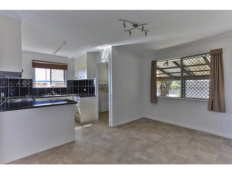 72a Drayton Road, Harristown QLD 4350