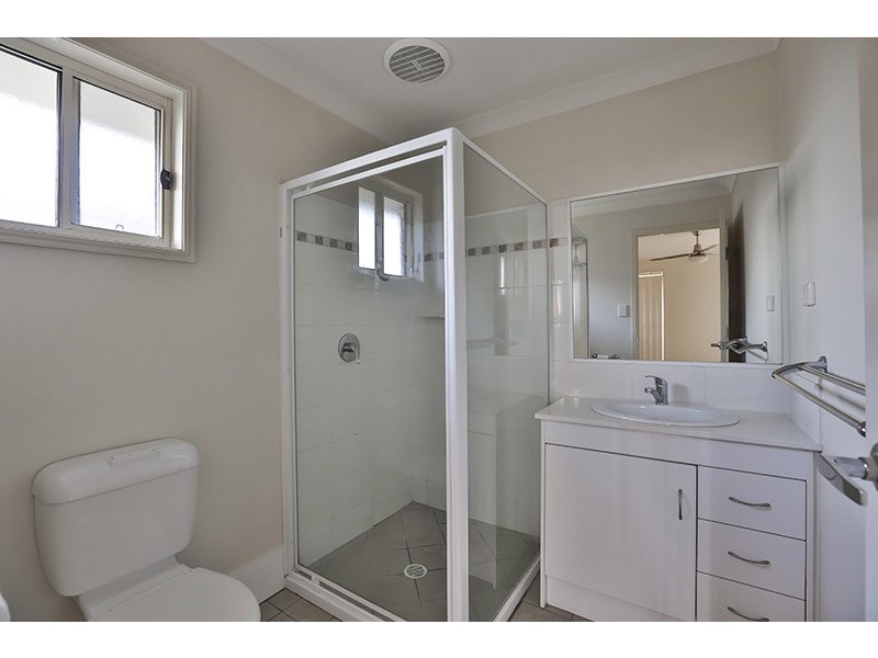 674 Greenwattle Street, Harristown QLD 4350