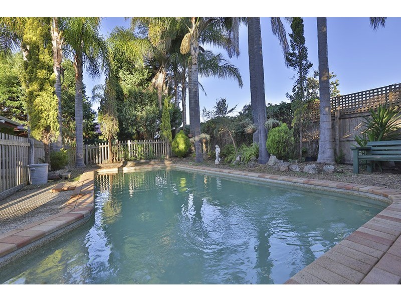 5 Melissa Court, Crows Nest QLD 4355