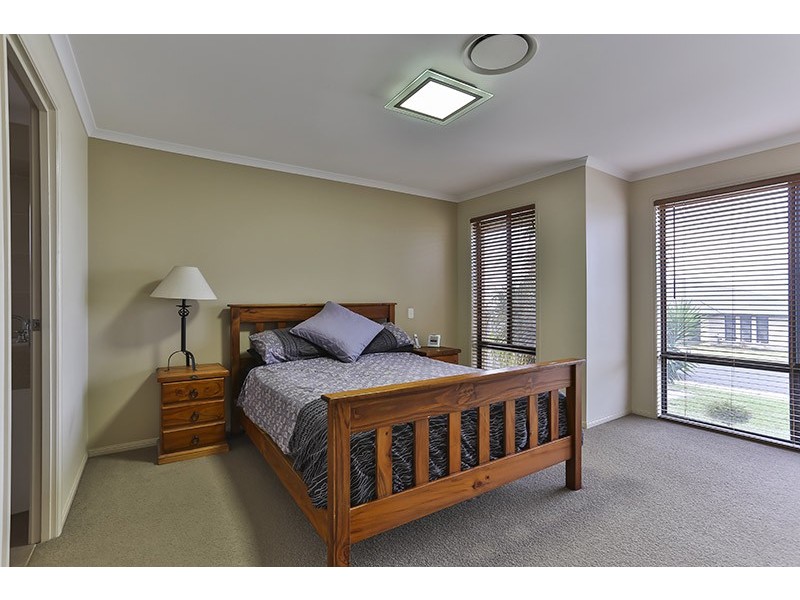3 Quail Crescent, Highfields QLD 4352