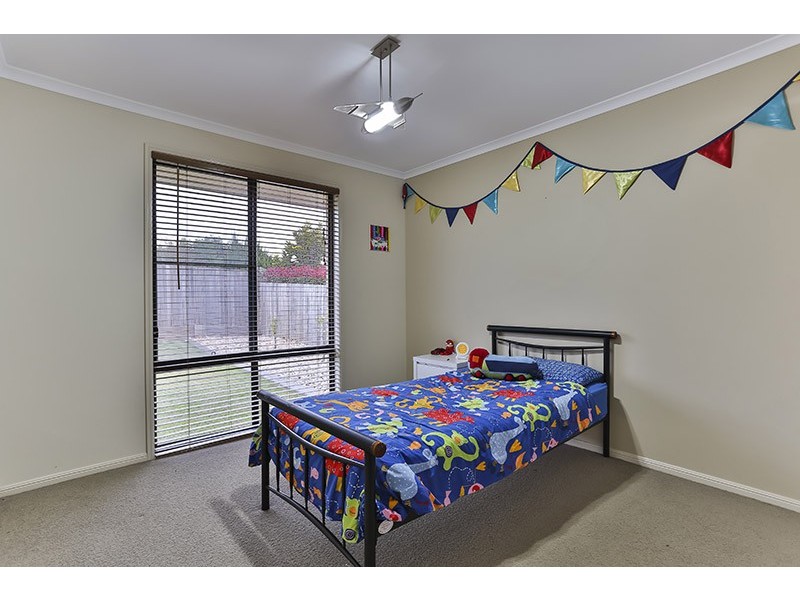 3 Quail Crescent, Highfields QLD 4352