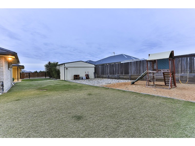 3 Quail Crescent, Highfields QLD 4352