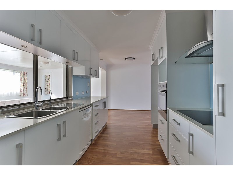 21 Satinwood Court, Glenvale QLD 4350