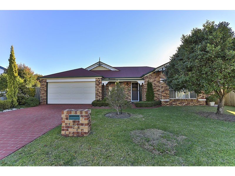 9 Winton Court, Middle Ridge QLD 4350