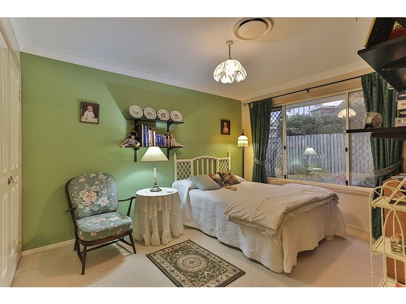 9 Winton Court, Middle Ridge QLD 4350