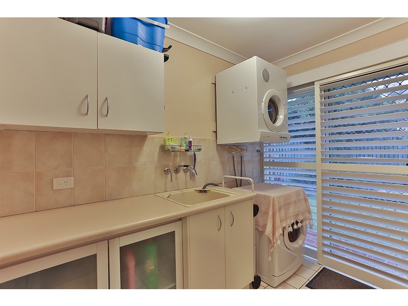 9 Winton Court, Middle Ridge QLD 4350