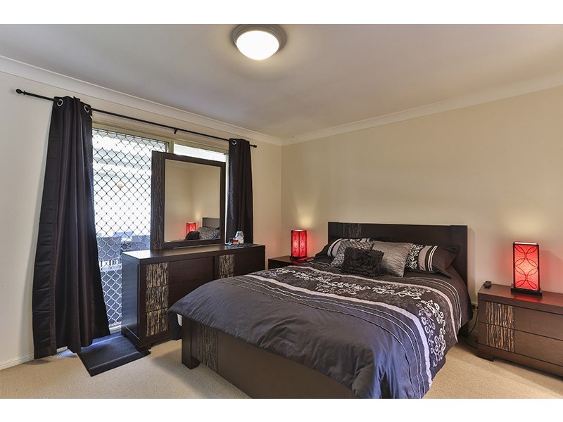 4 Elvery Court, Middle Ridge QLD 4350