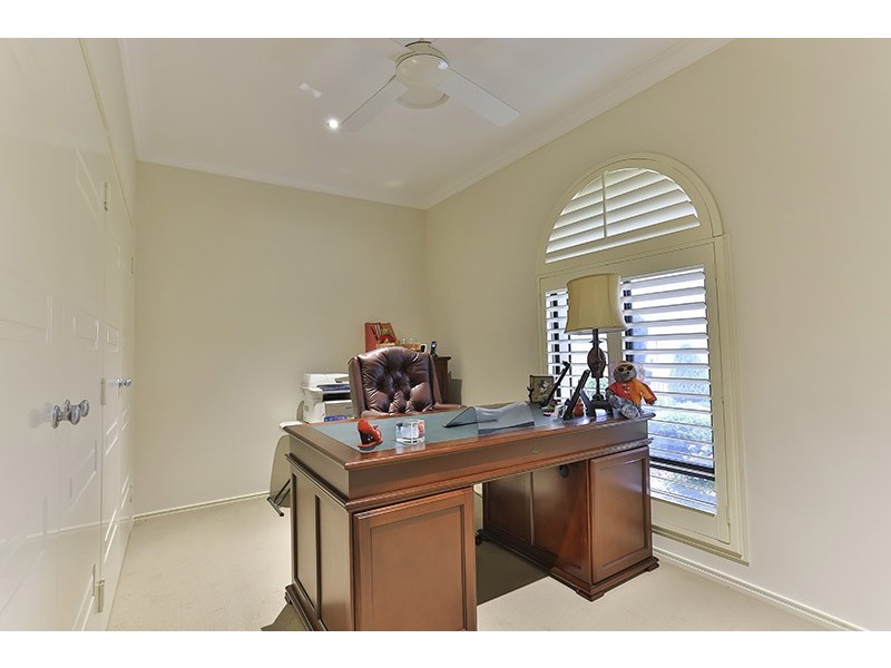 2 Cockatoo Court, Highfields QLD 4352