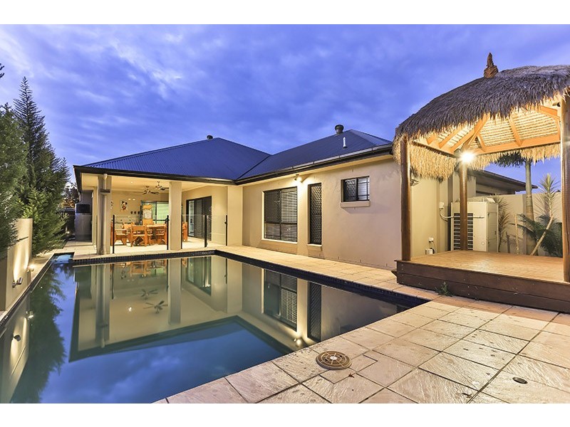 2 Cockatoo Court, Highfields QLD 4352