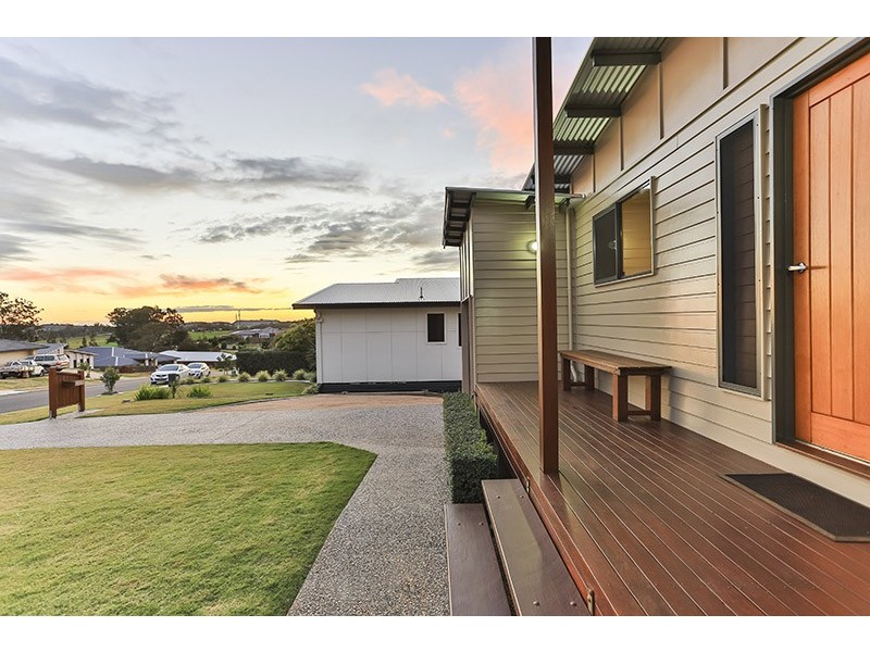 20 Trevean Drive, Highfields QLD 4352