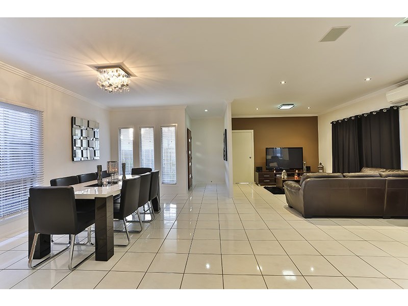 26 Ashford Avenue, Highfields QLD 4352