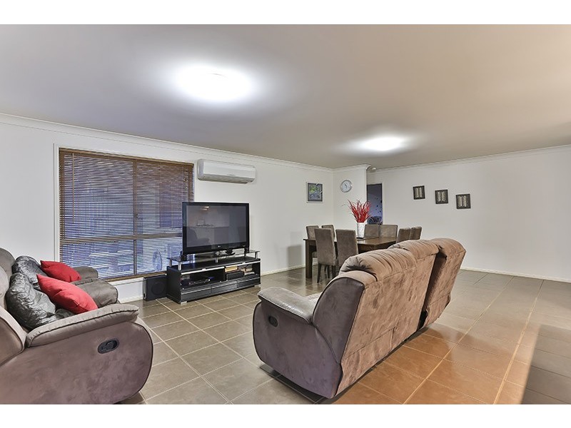 26 McClymont Drive, Rangeville QLD 4350