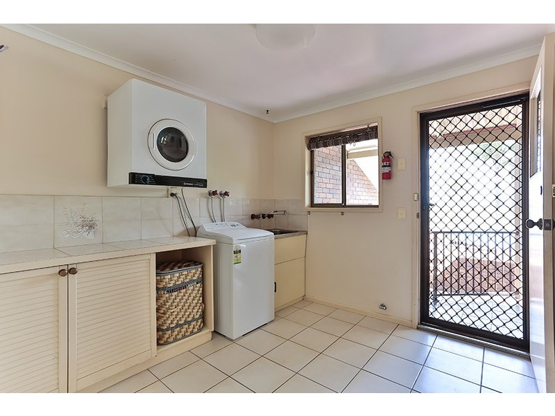 8 Coverdale Crescent, Cotswold Hills QLD 4350