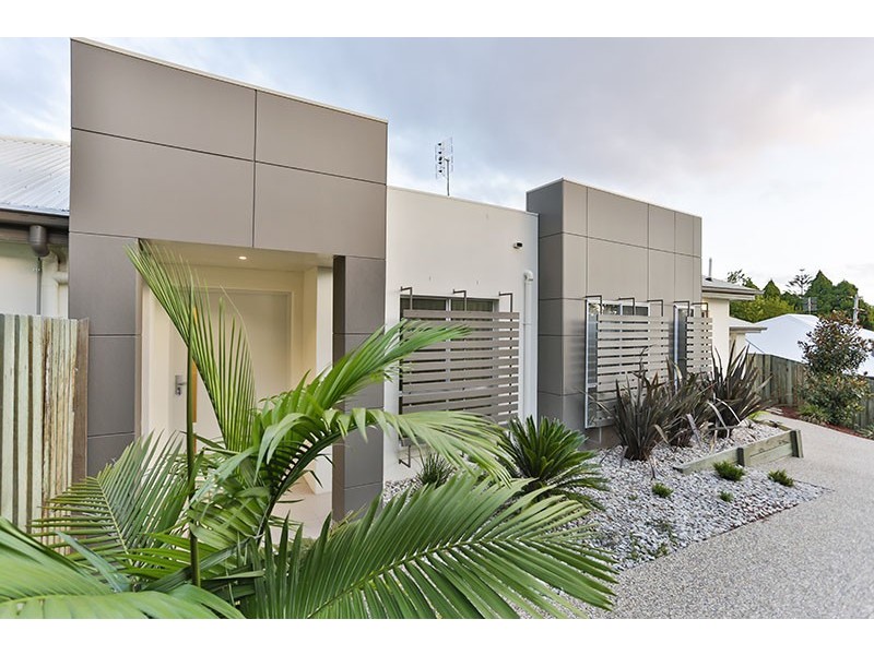 1/1A Barry Street, Mount Lofty QLD 4350