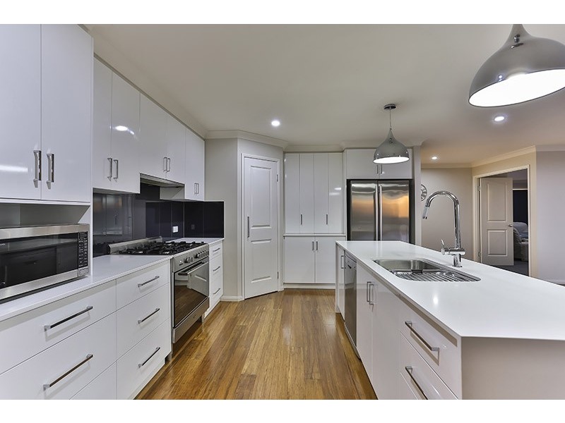 14 Devoran Street, Kleinton QLD 4352