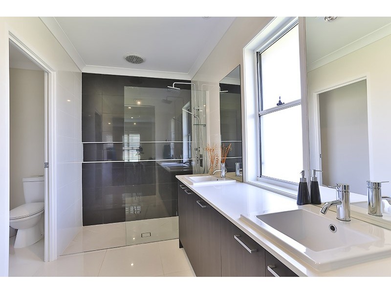 36 Bennett Street, Kleinton QLD 4352