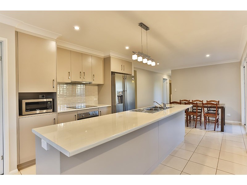 48 Bennett Street, Kleinton QLD 4352