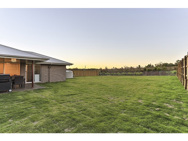 48 Bennett Street, Kleinton QLD 4352