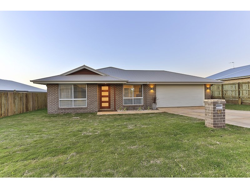 48 Bennett Street, Kleinton QLD 4352