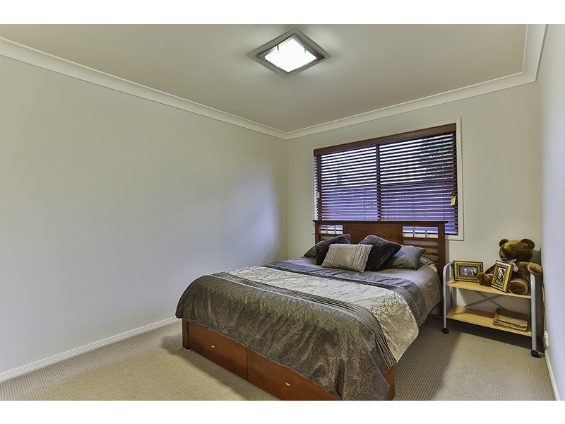 19 Currawong Drive, Highfields QLD 4352
