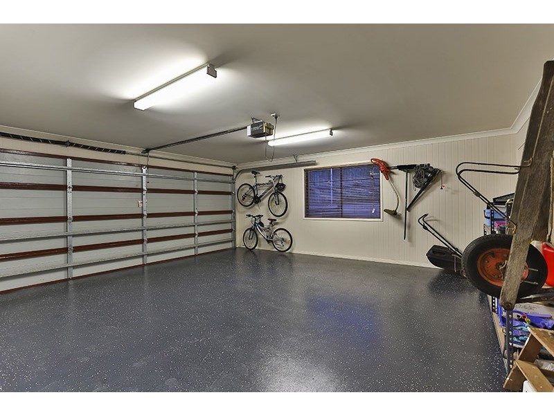 19 Currawong Drive, Highfields QLD 4352