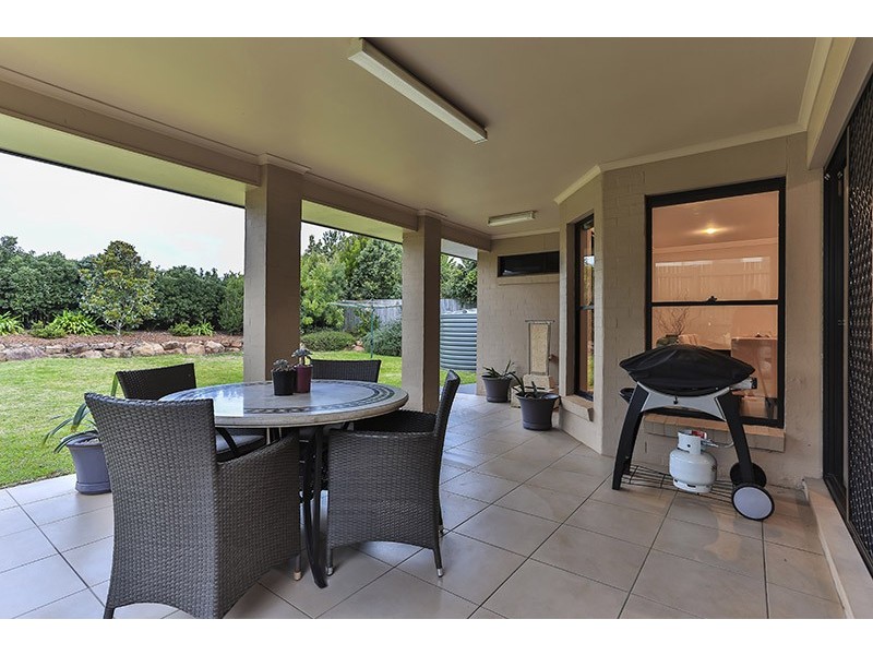 19 Currawong Drive, Highfields QLD 4352