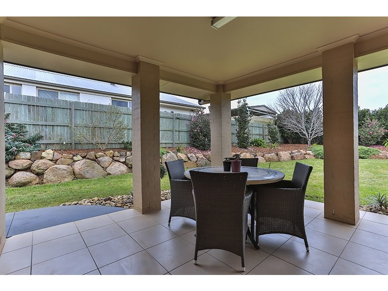 19 Currawong Drive, Highfields QLD 4352