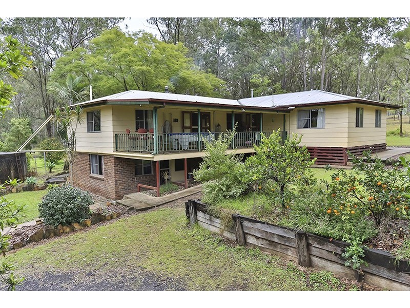 779 Murphys Creek Road, Upper Lockyer QLD 4352
