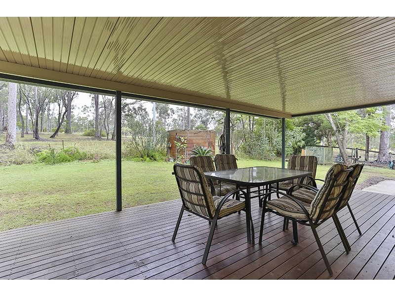 779 Murphys Creek Road, Upper Lockyer QLD 4352