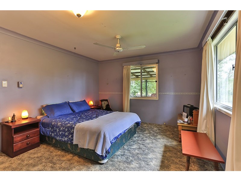 779 Murphys Creek Road, Upper Lockyer QLD 4352