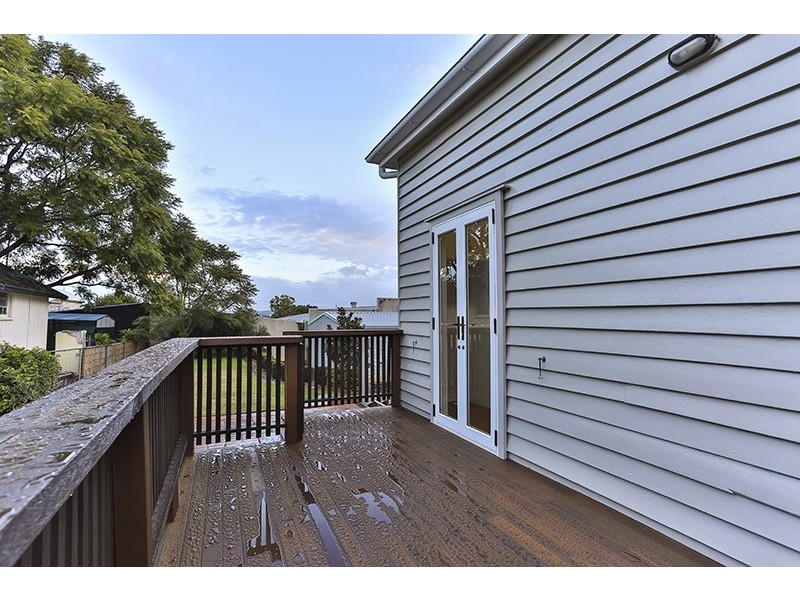 8 Kelfield Street, North Toowoomba QLD 4350