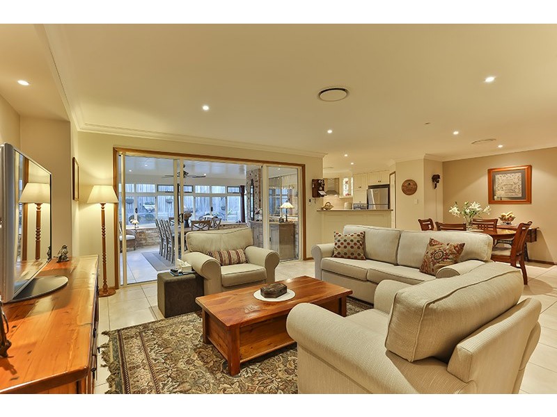 6 Pelican Drive, Rangeville QLD 4350