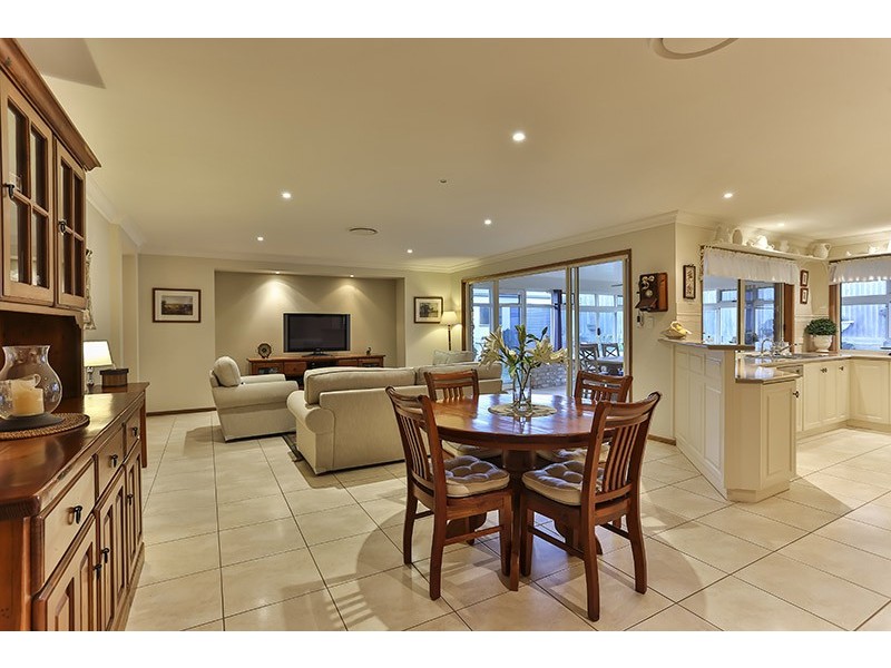 6 Pelican Drive, Rangeville QLD 4350