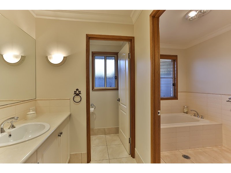 6 Pelican Drive, Rangeville QLD 4350