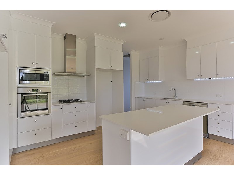 2 Koala Drive, Gowrie Junction QLD 4352